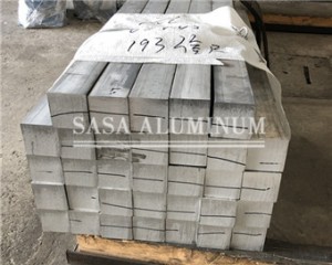 Rechteckbalken mit Aluminium
