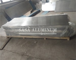 Qu'est-ce que la tôle ondulée en aluminium ?